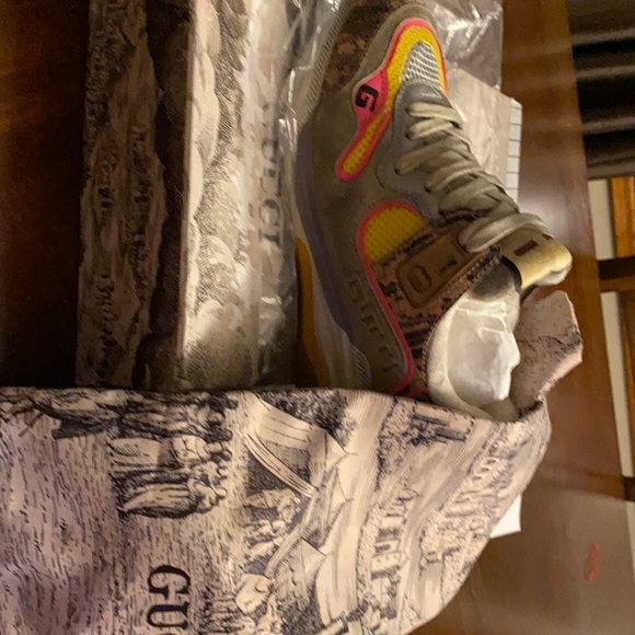Gucci sneakers size 5.5, 6.5, 7, 8, 9 - Picture 1 of 4